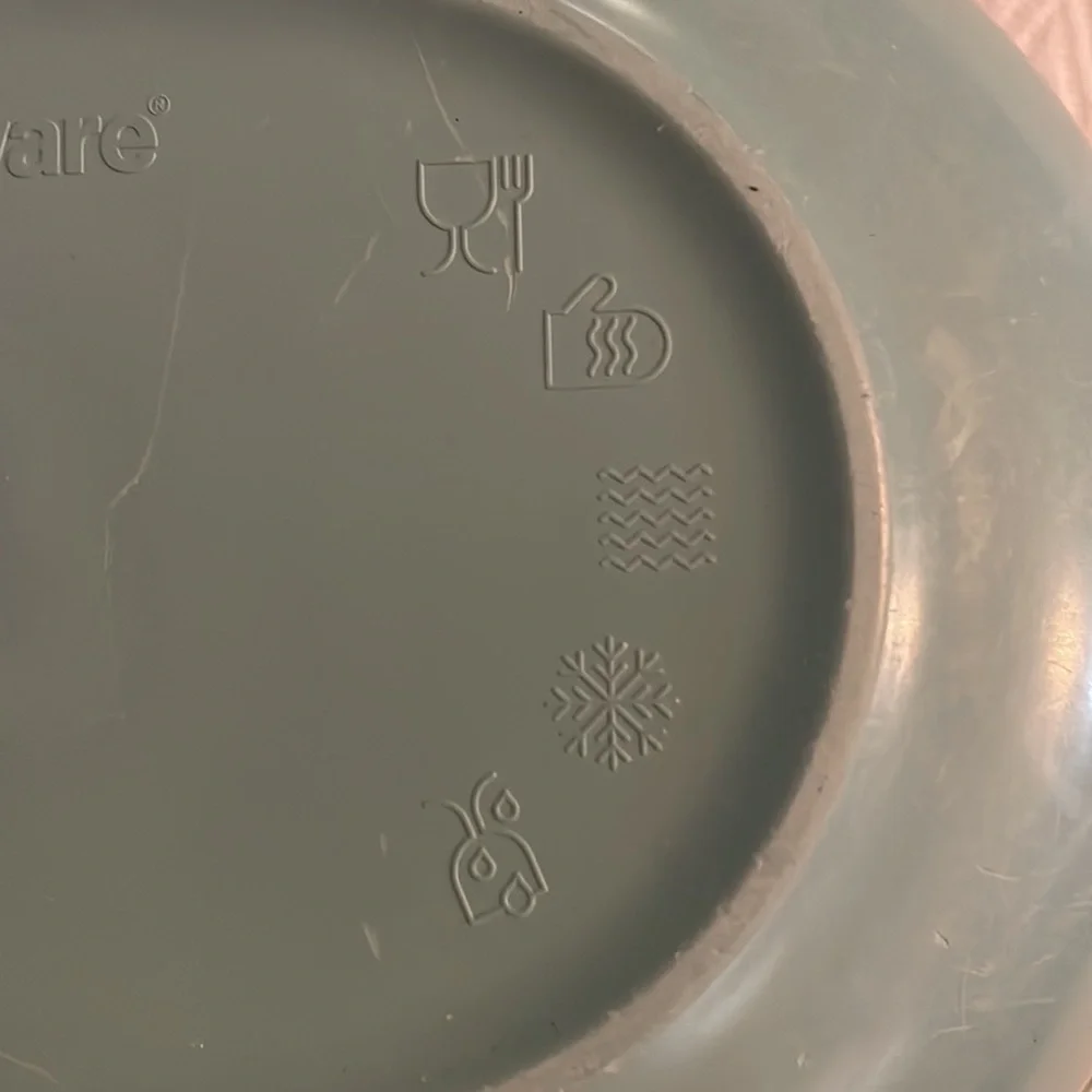 Tupperware - Picture 8 of 10